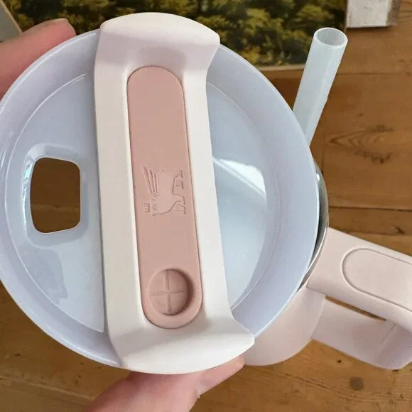 Stanely 30 oz Quencher Water Bottle Rose Quartz - Picture 7 of 12